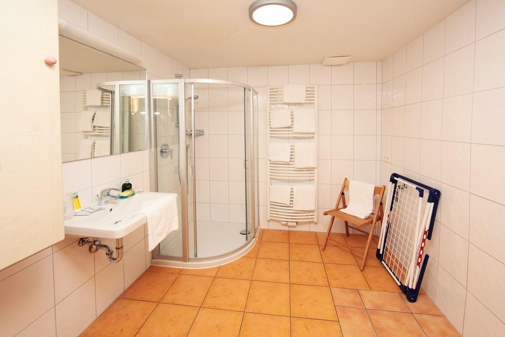 Apartmenthaus Gotthardt Kaprun Bagian luar foto